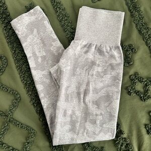 NVGTN grey camo seamless leggings